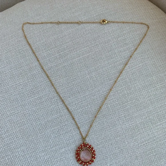 Handcrafted pendant necklace - Picture 3 of 4